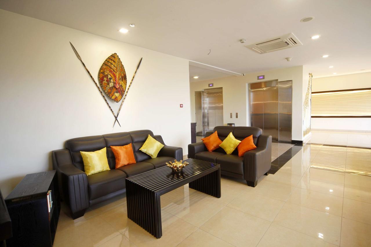 Best Western Premier Garden Hotel Ентебе Екстериор снимка